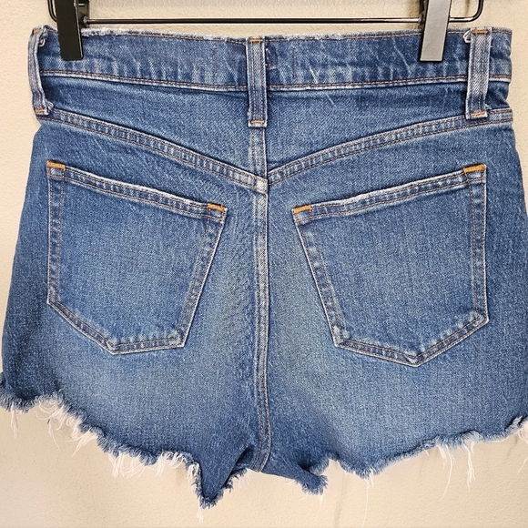 Abercrombie & Fitch The Cutoff High Rise Jean Shorts - Picture 5 of 8